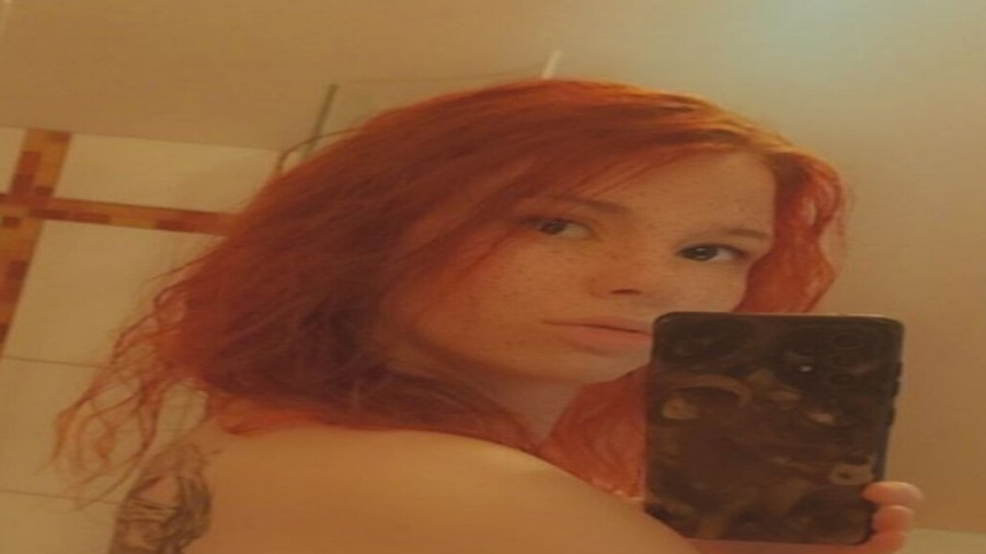 Unschuldige Teen Boobs