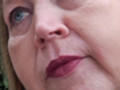 Mistkerl wird anges***kt und bekommt Ohrfeigen