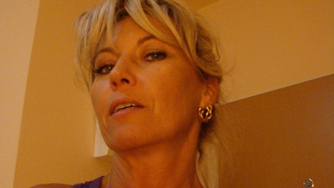 Wie geil ist das wenn meine Muschi abspritzt,