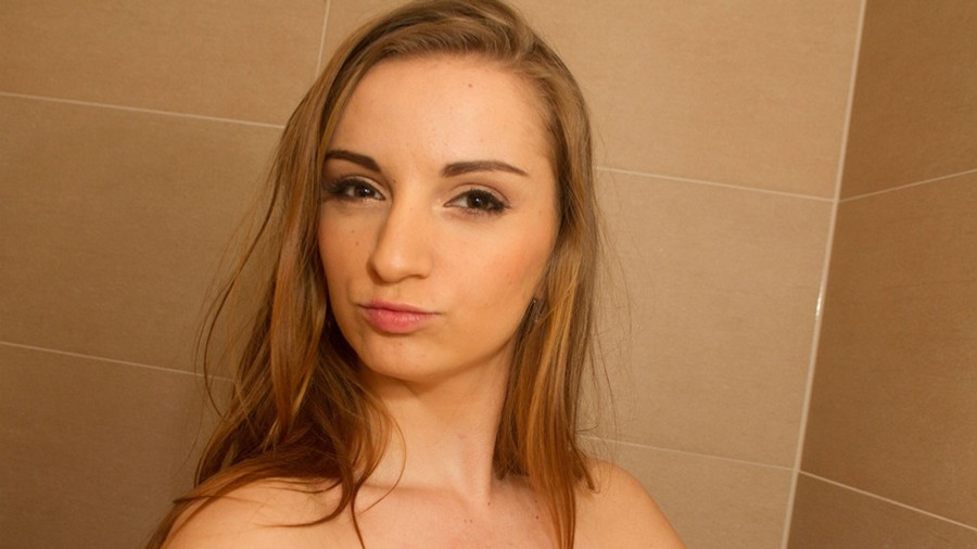 Großen T****n und ges****zte Beine,