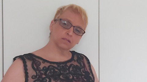 hi,was man da alles machen  kann siehst du ja selber,,,,,,,,,,oder? zwinker