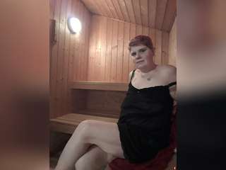 Ja wann hat man eine kleine aber feine sauna nur für sich alleine? Aber man muss sich da doch schnell entkleiden