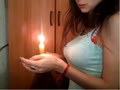 Ein Spiel mit einer Kerze